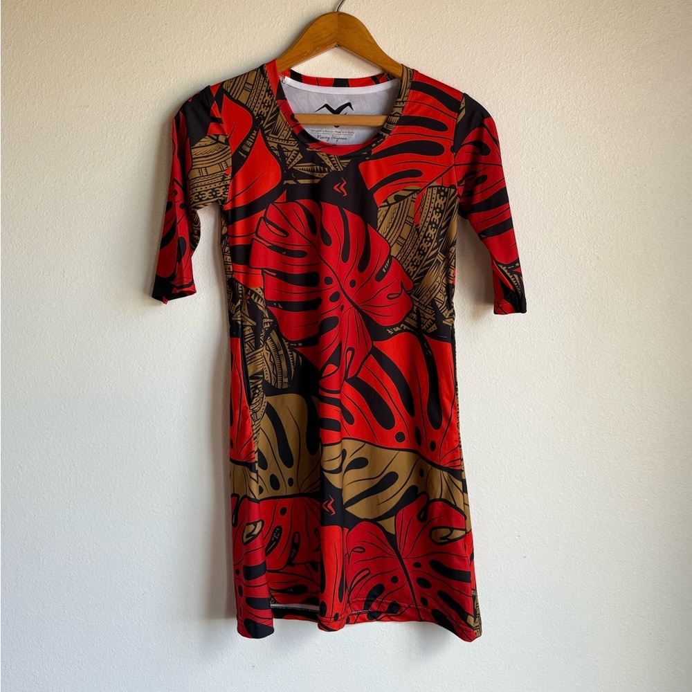 Girl's Hawaiian Missing Polynesia Red and Black Dress size 10Y